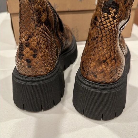 Free People Madison Loafer Boot Python Print EU 38 US 8 New in Box - Picture 5 of 8